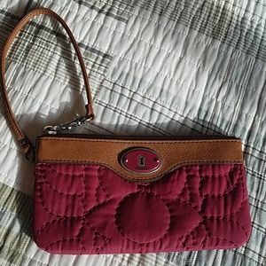 Fossil Key-Per Wristlet